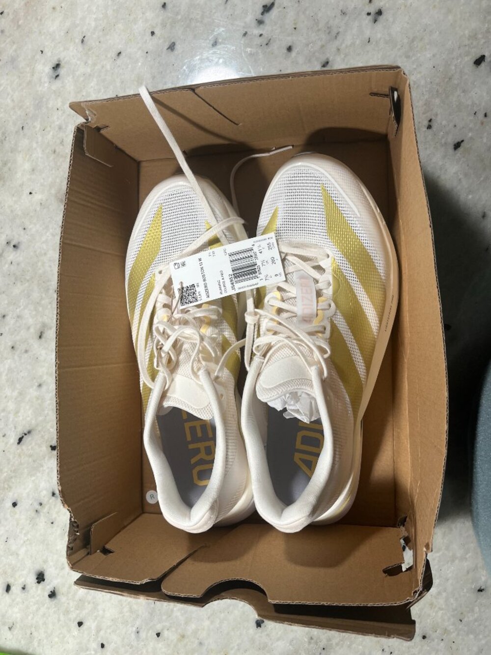 NWT Size 9 Womens Adizero Boston
